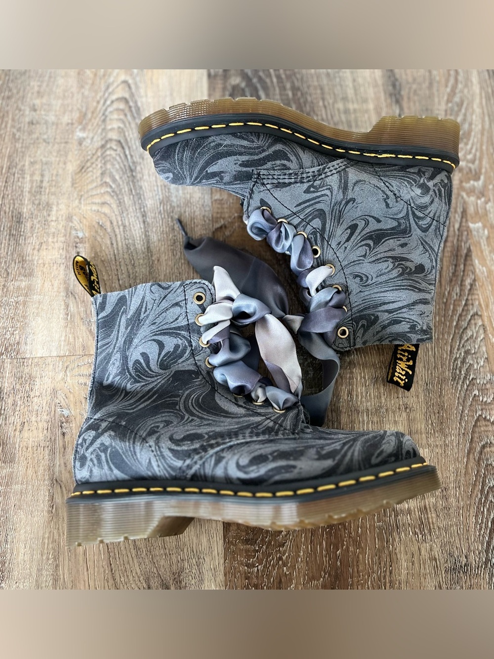 Dr. Martens Marble Pascal Ankle Boots size 6